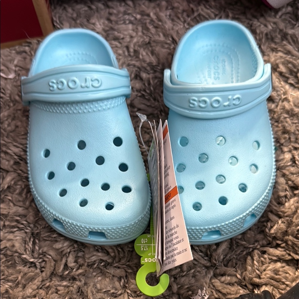 CROCS Blue Sandals with Ventilation and Heel Strap
